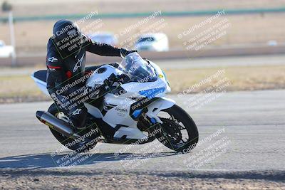 media/Feb-05-2023-Classic Track Day (Sun) [[c35aca4a42]]/Group 2/session 4 turn 4/